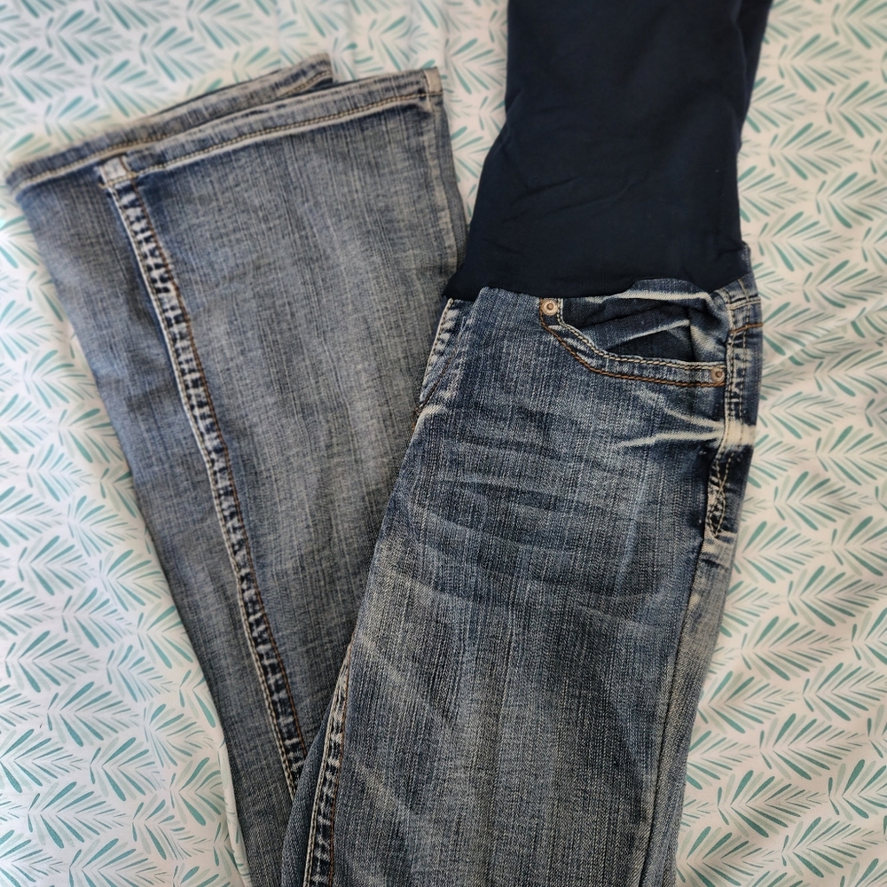 Maternity flare pants